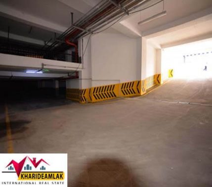 آپارتمان با استخری بزرگ در بهترین نقطه استانبول5